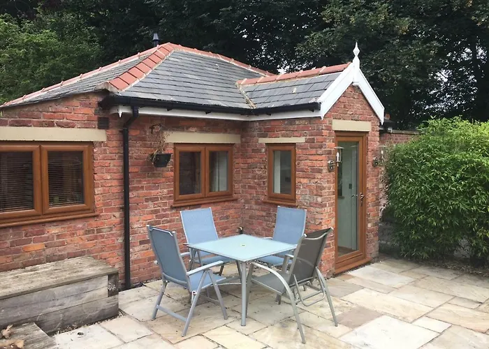 The Old Vicarage Lodge